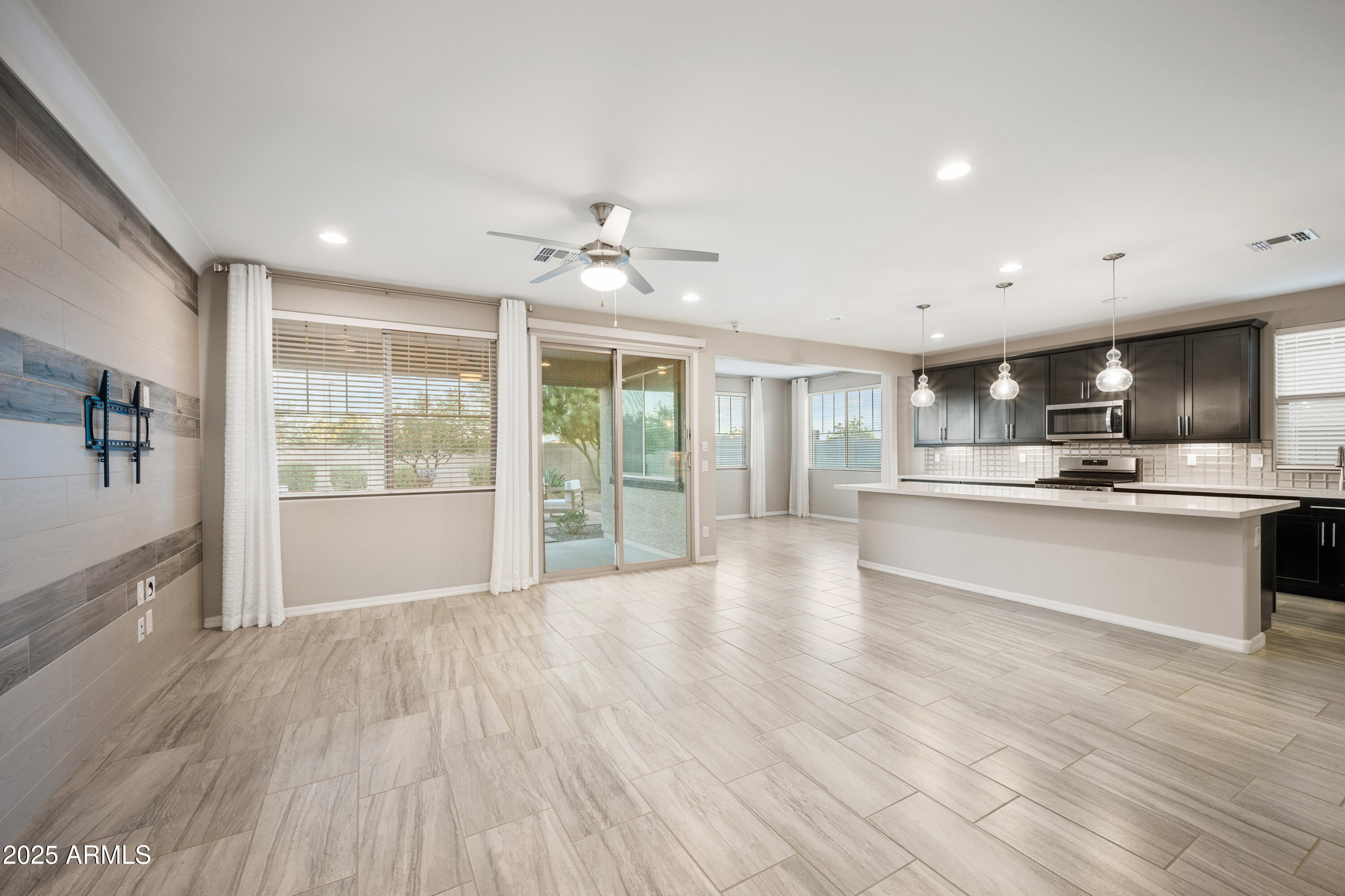 25511 S 227TH Street