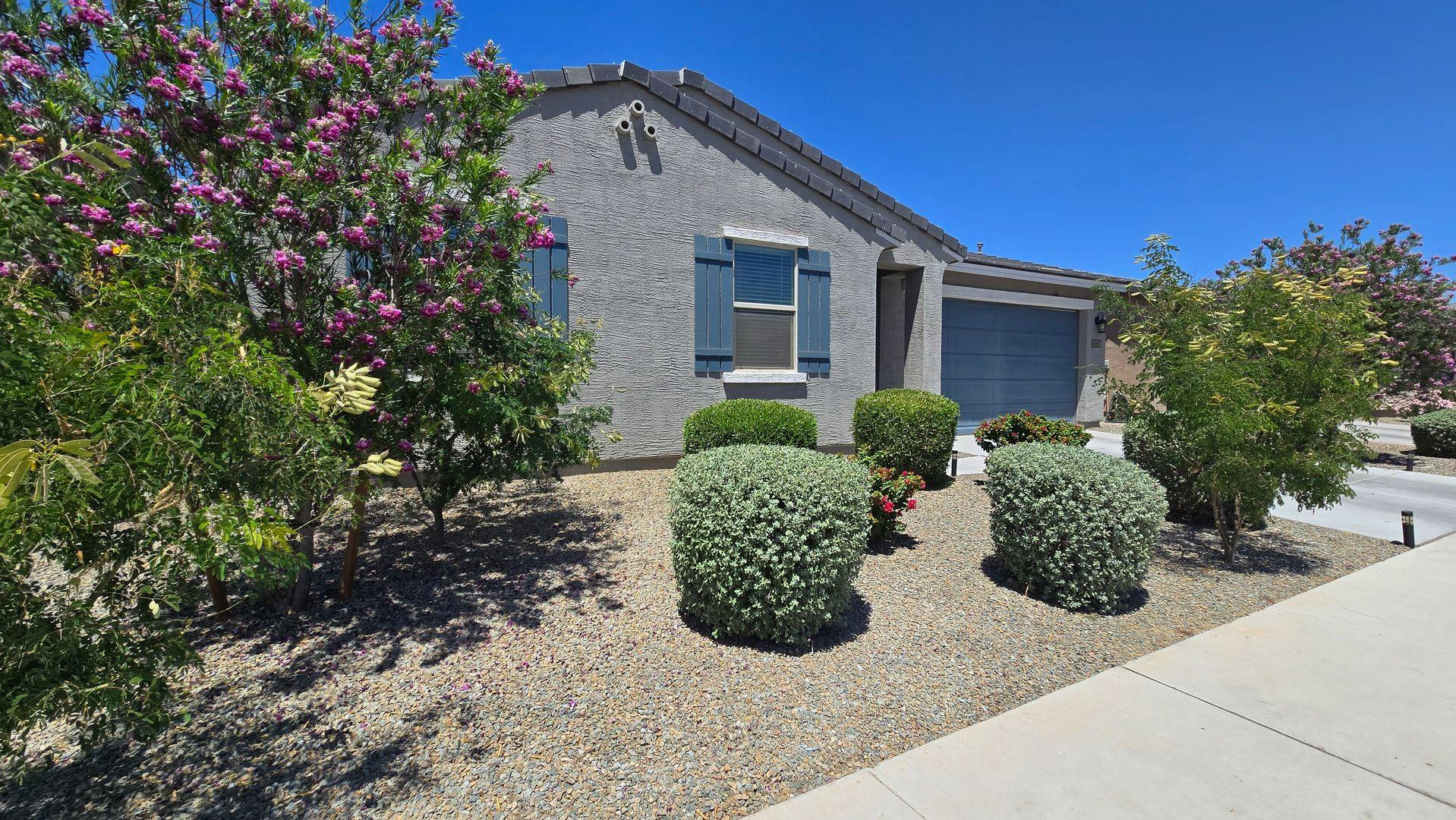 8820 W Agora Lane