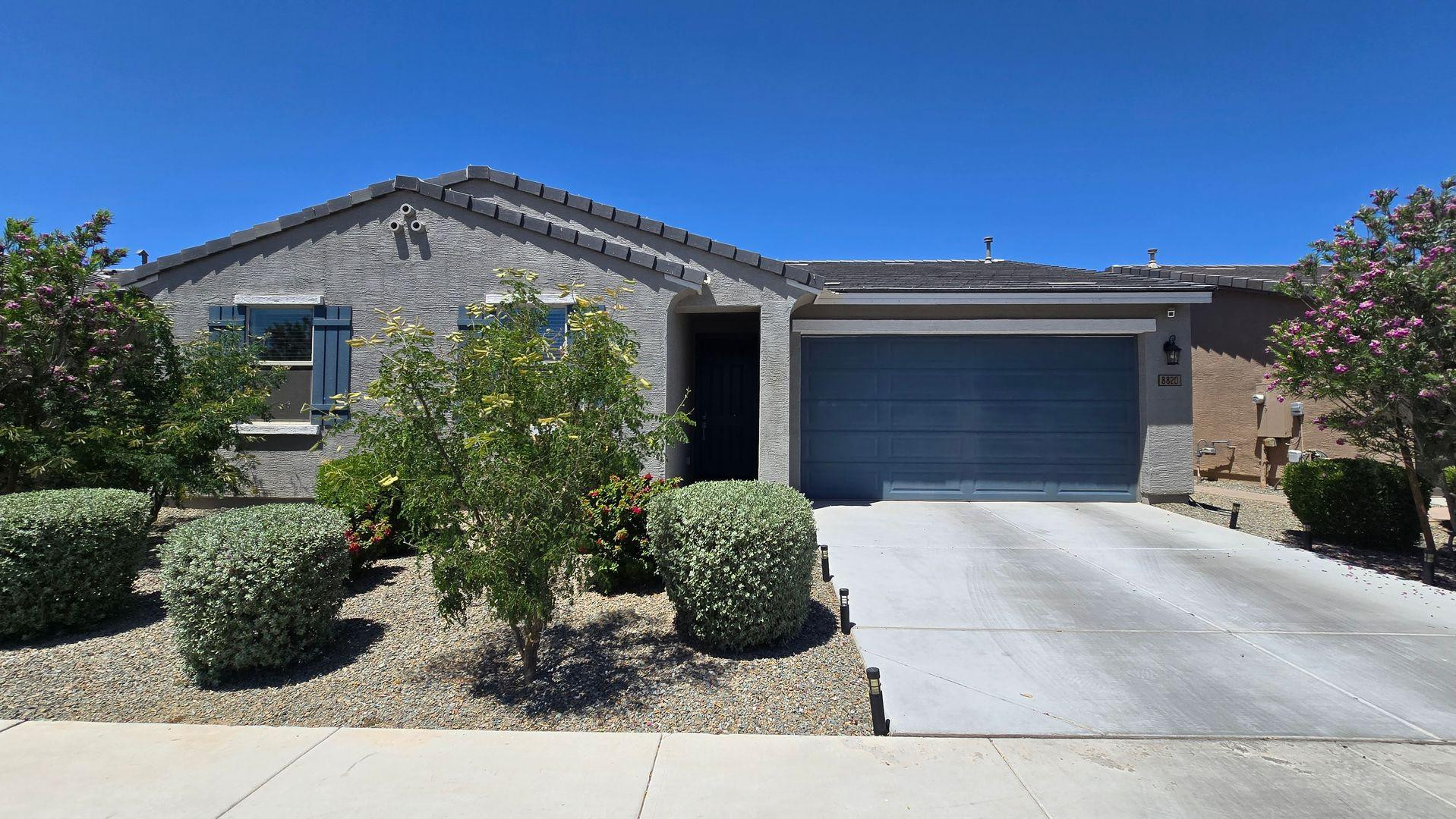 8820 W Agora Lane