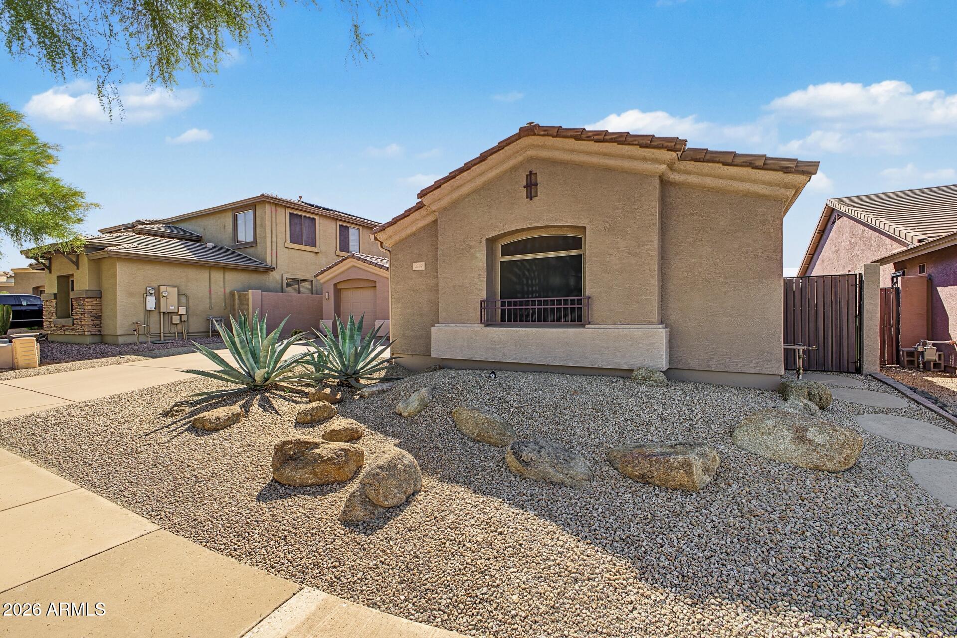 2757 W VIA CALABRIA Way