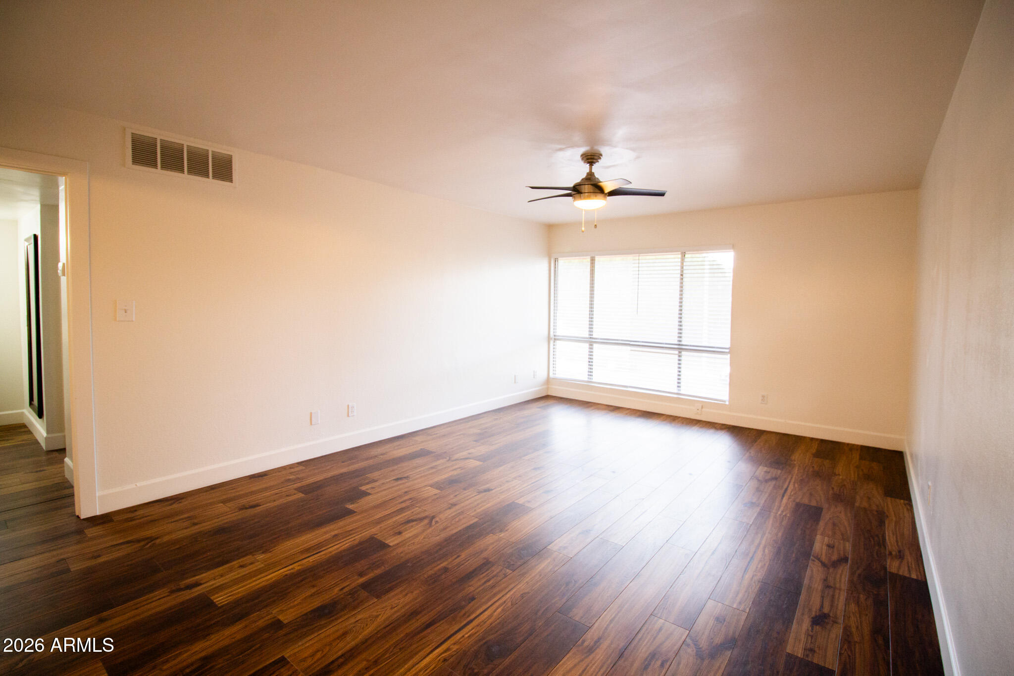 1701 W TUCKEY Lane 208