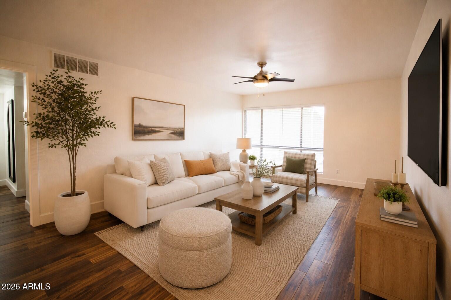 1701 W TUCKEY Lane 208