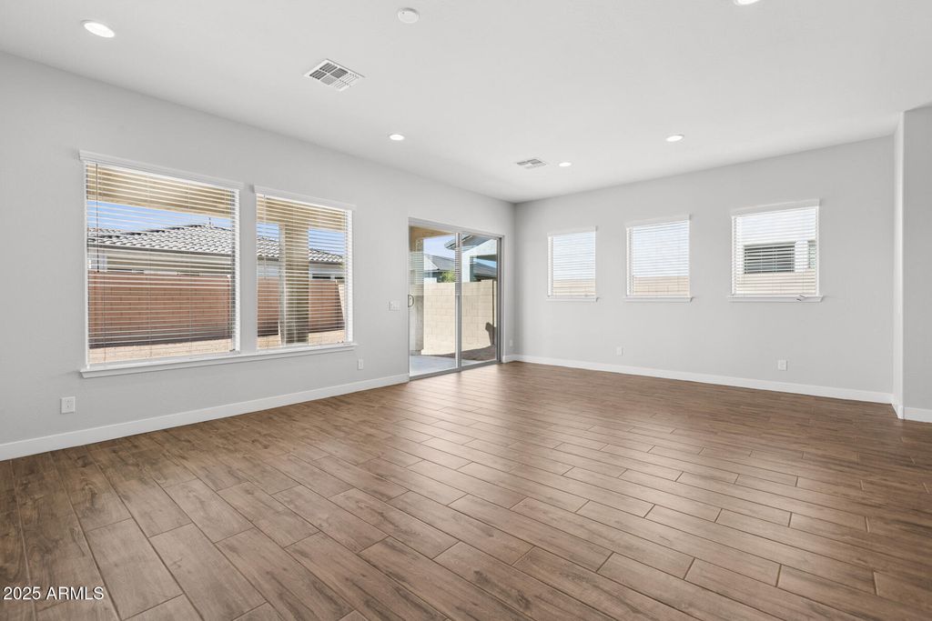 Photo of 19317 W San Juan Avenue, Litchfield Park, AZ 85340 (MLS # 6884401)