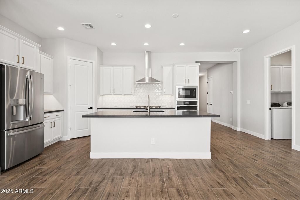Photo of 19317 W San Juan Avenue, Litchfield Park, AZ 85340 (MLS # 6884401)
