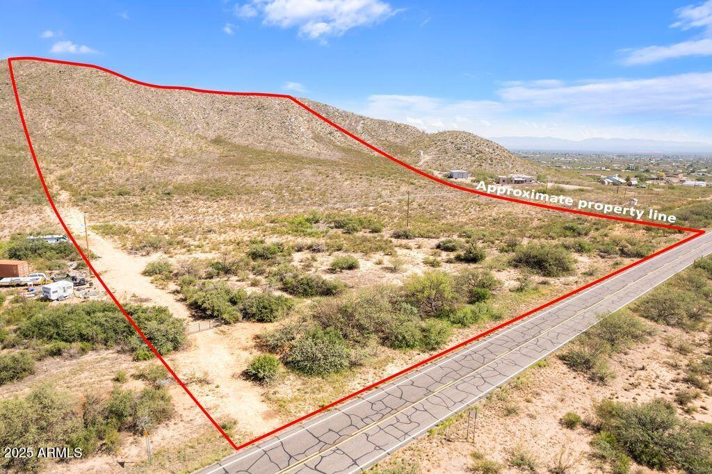 38 Acres W Highway 82 -- 6