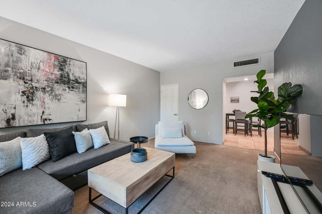 Photo of 357 E Thomas Road #A208, Phoenix, AZ 85012 (MLS # 7056447)