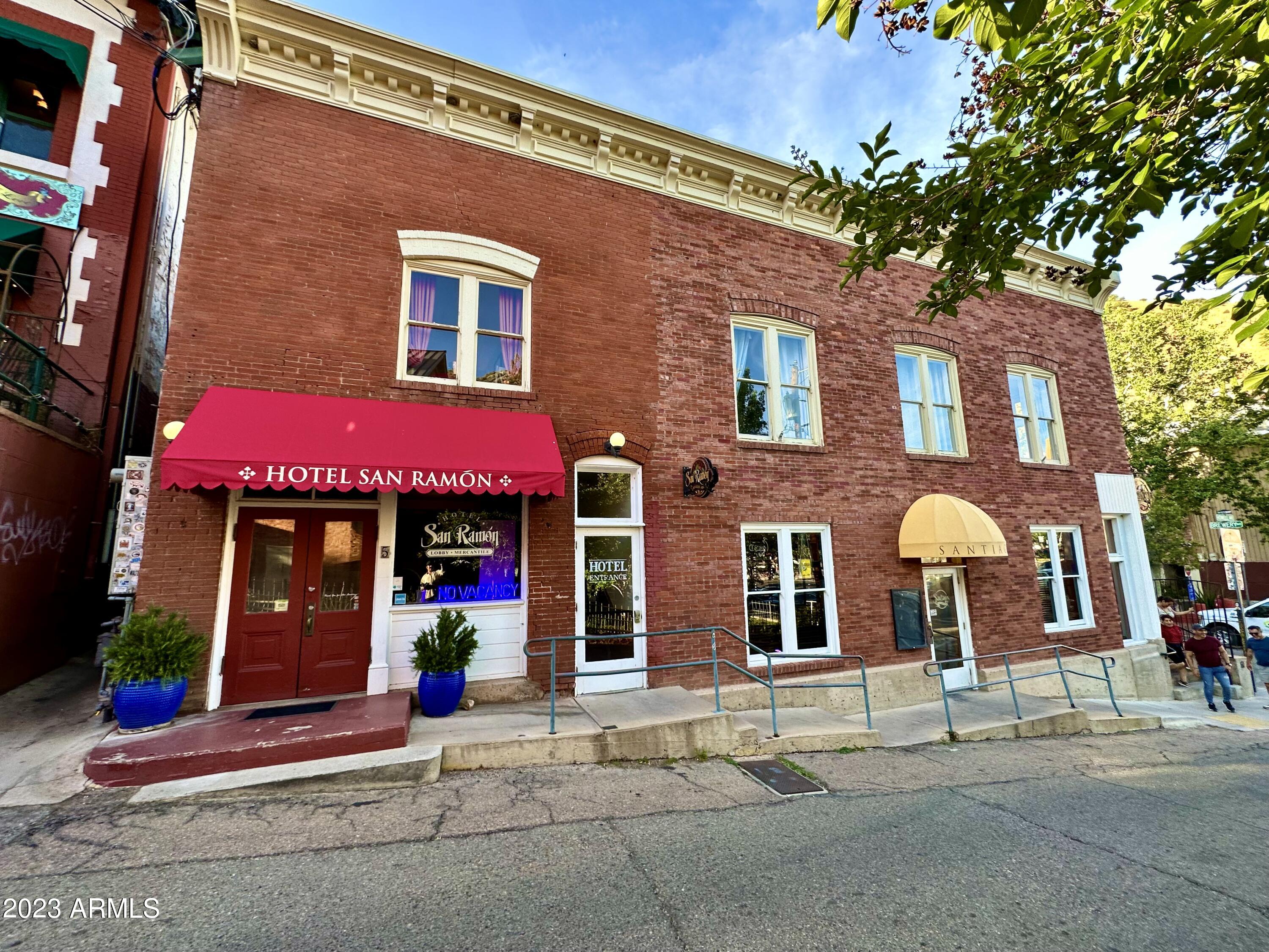 1 Howell Avenue