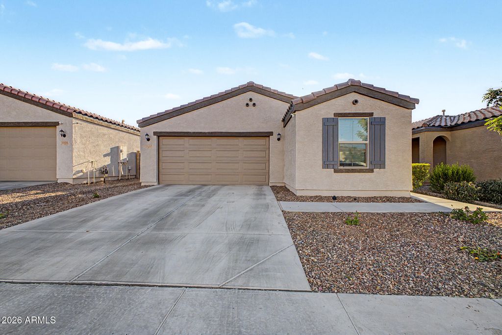 Photo of 5830 S 23rd Drive, Phoenix, AZ 85041 (MLS # 7030801)