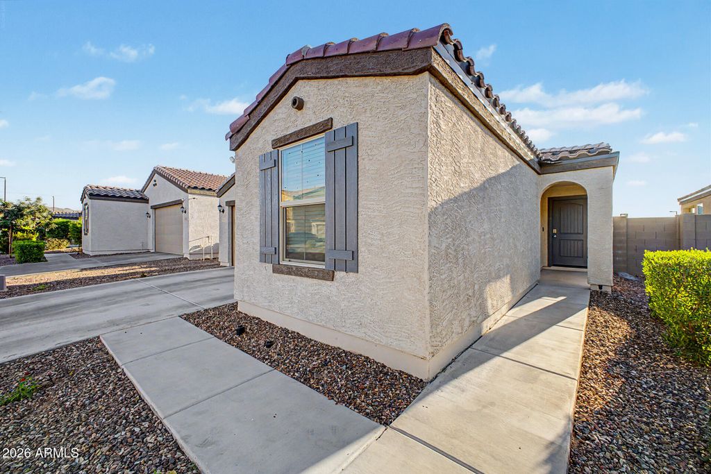 Photo of 5830 S 23rd Drive, Phoenix, AZ 85041 (MLS # 7030801)