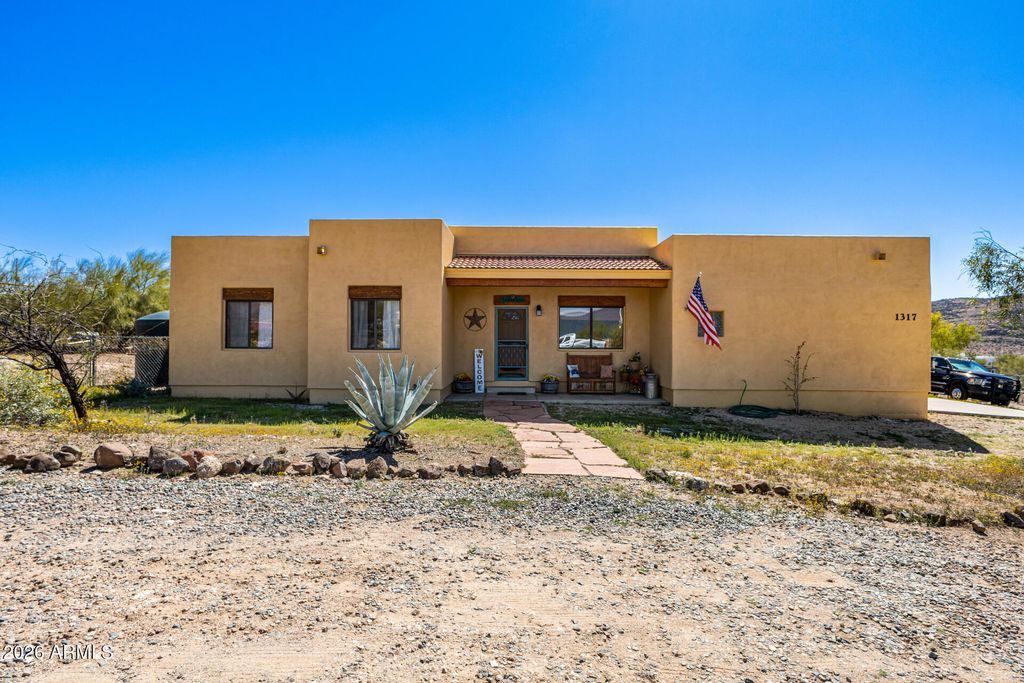Photo of 1317 E Sabrosa Drive, New River, AZ 85087 (MLS # 6995451)