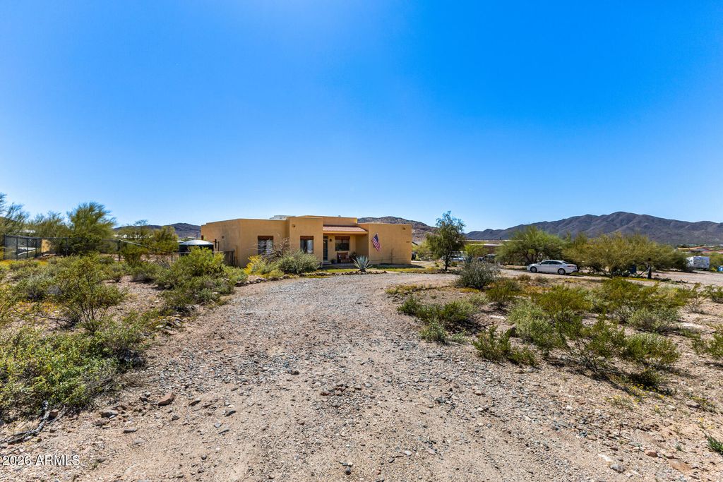 Photo of 1317 E Sabrosa Drive, New River, AZ 85087 (MLS # 6995451)