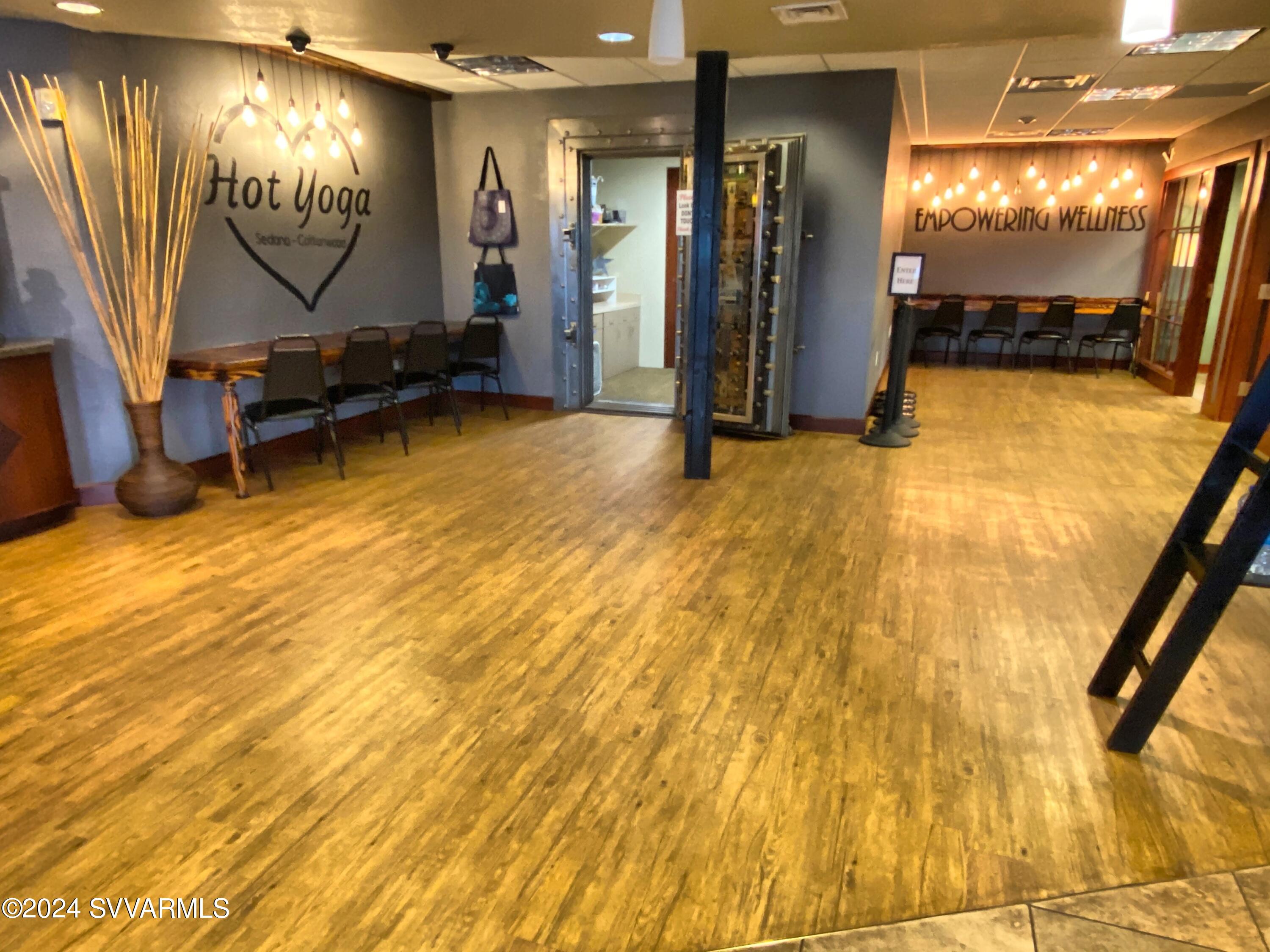 702 & 704 S Main Street