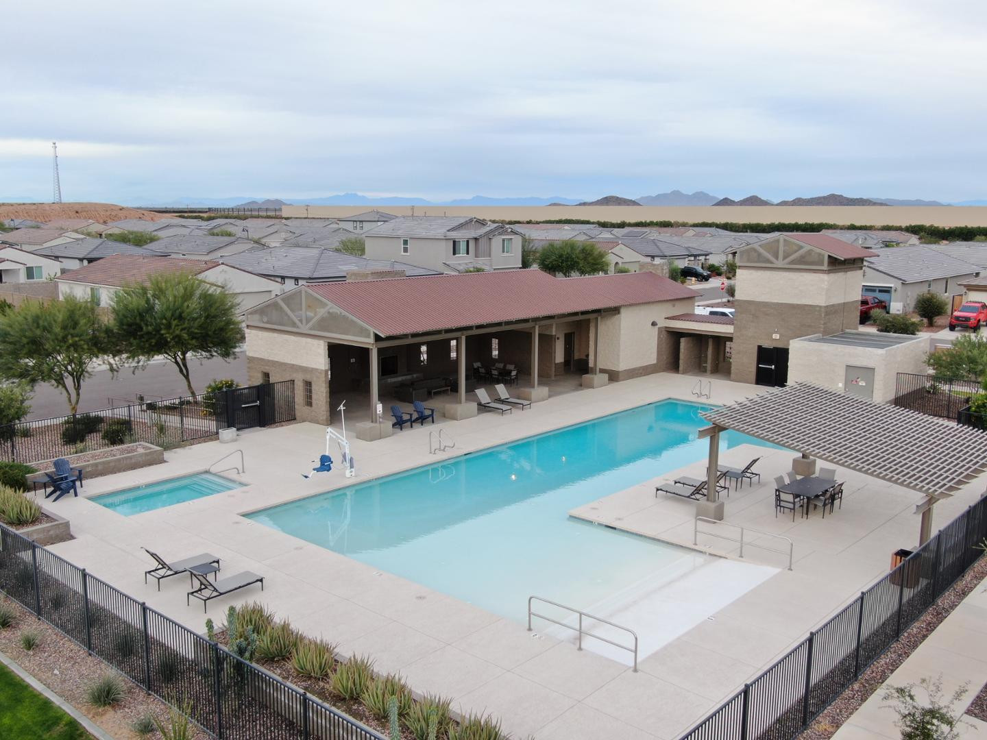 19090 N Silver Dog Way