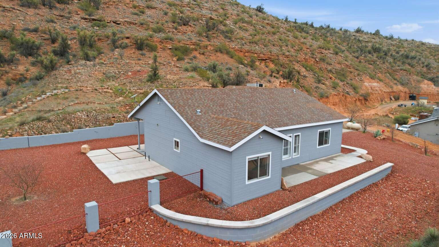 AN IRREG M&B PTN N2SW4 SW PCL COR APPROX 1295'E & 520'N OF SW COR N2SW4 SEC 15-15-4E CONT 2.67AC - Residential