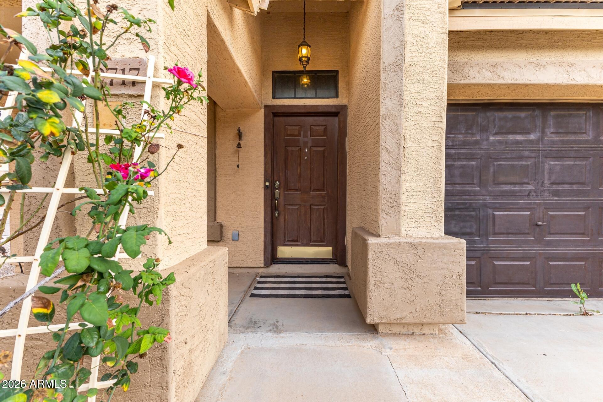 10717 E CLIFFROSE Lane