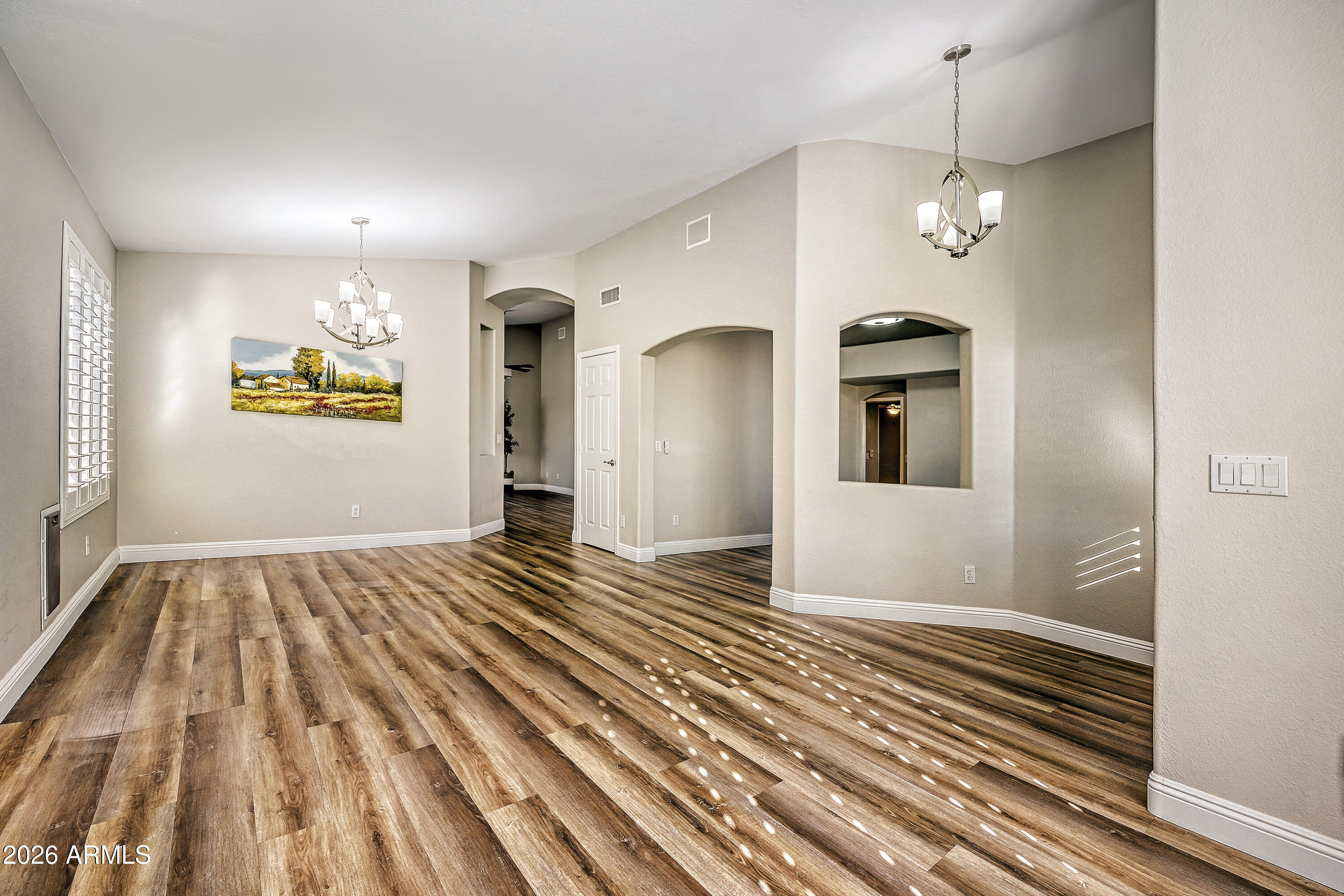 10848 W Louise Drive