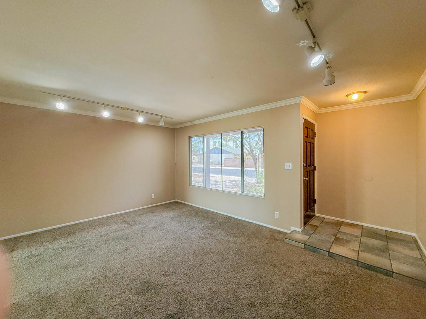 2812 S Cottonwood Drive