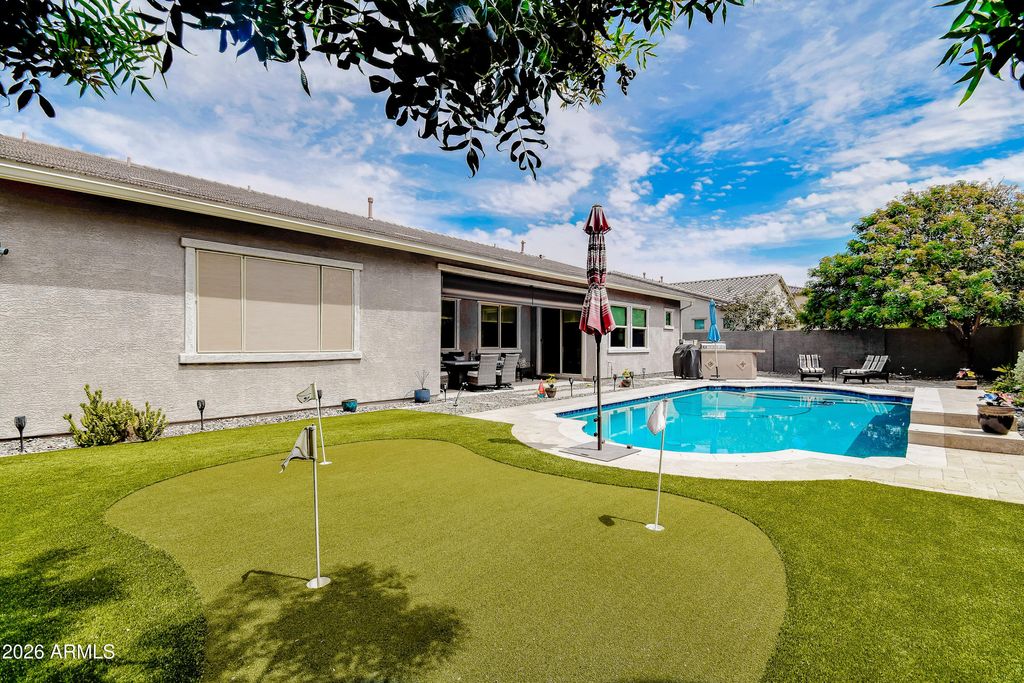 Photo of 2813 E Muirfield Street, Gilbert, AZ 85298 (MLS # 7021534)