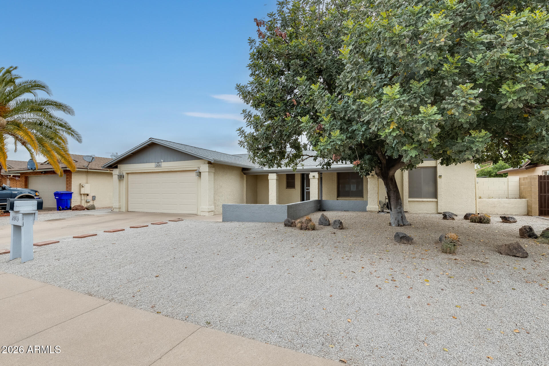 2609 N PLEASANT Drive