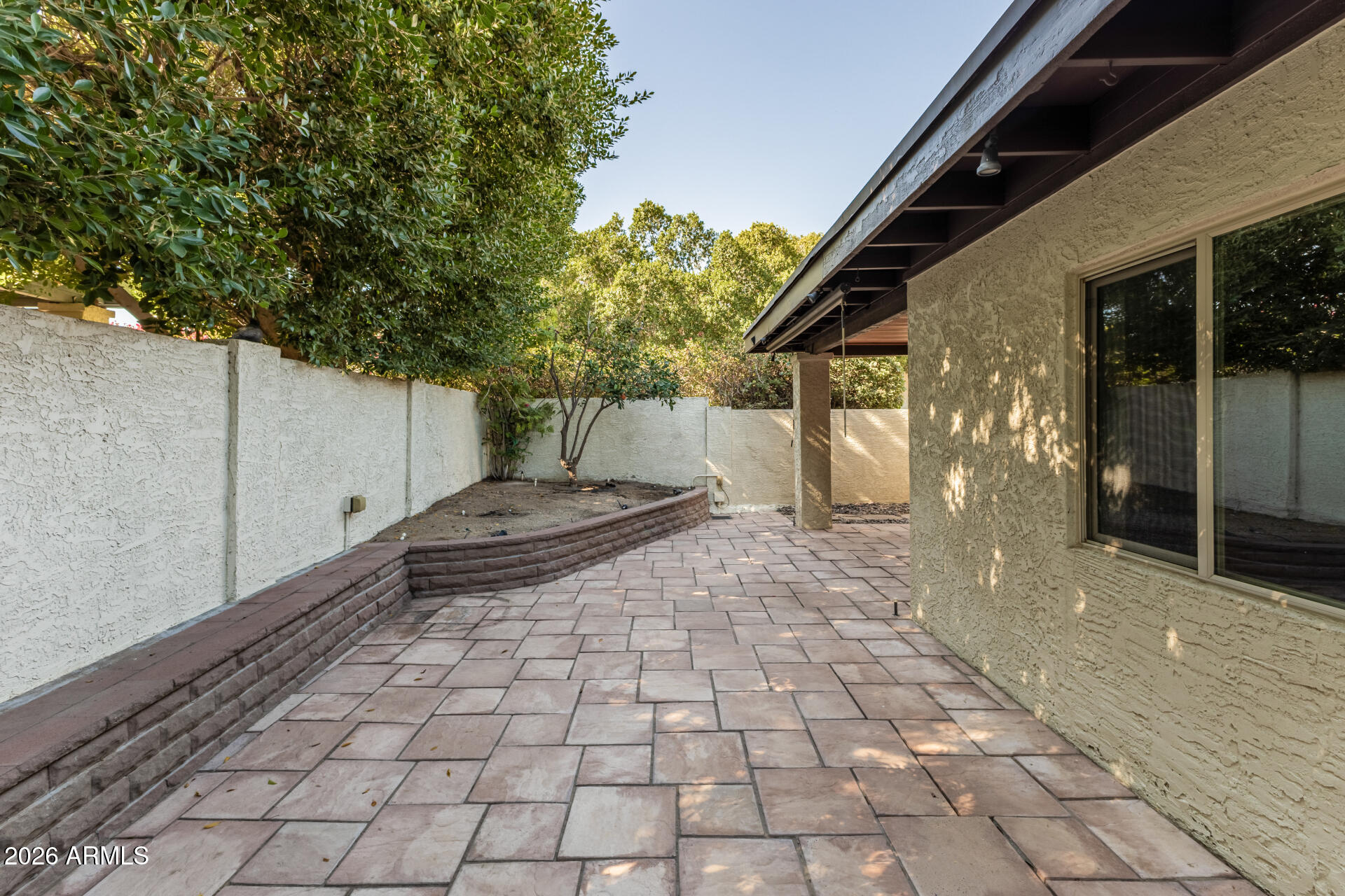 4701 E WINSTON Drive