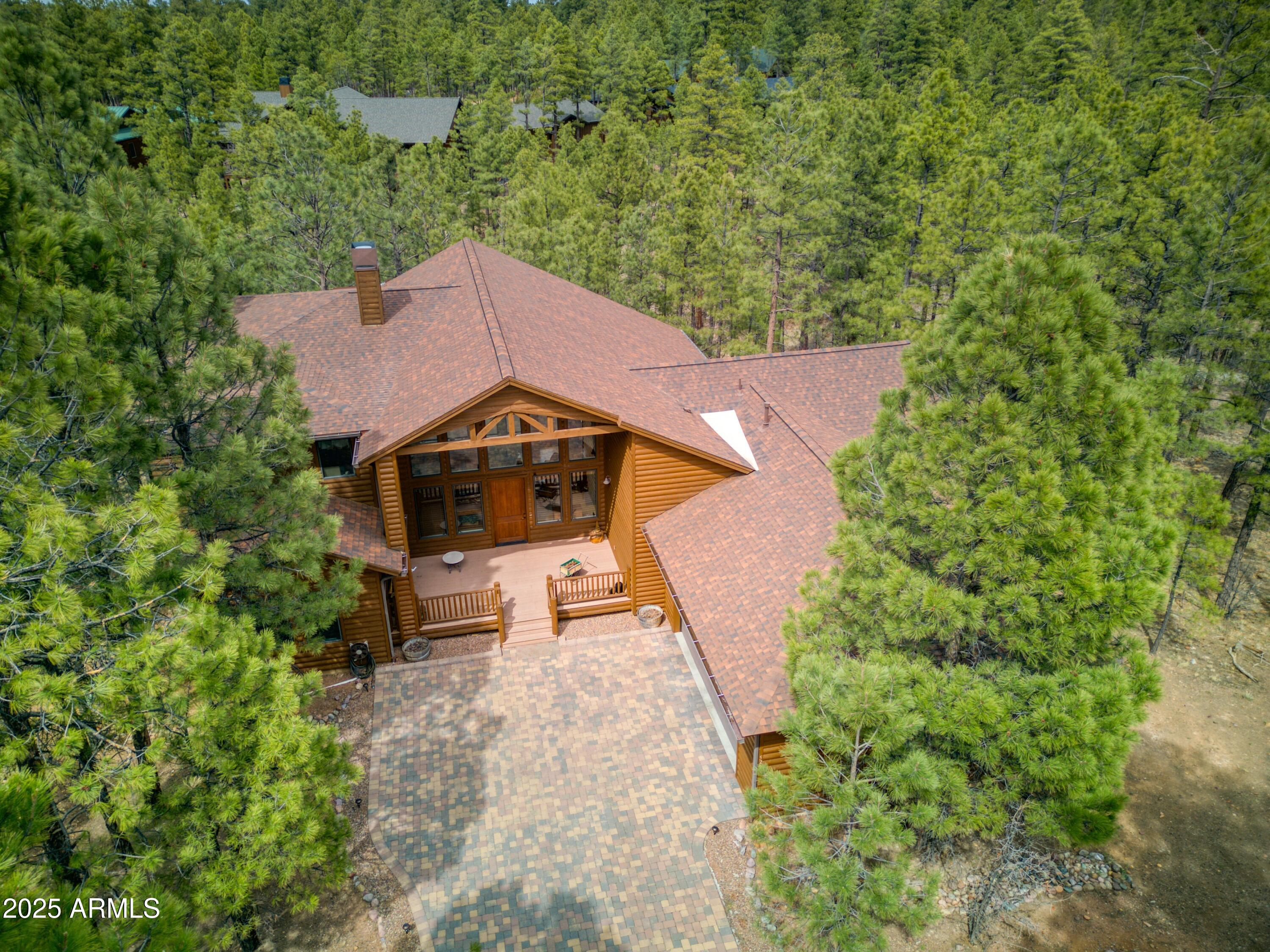 520 N SILVERLEAF Lane