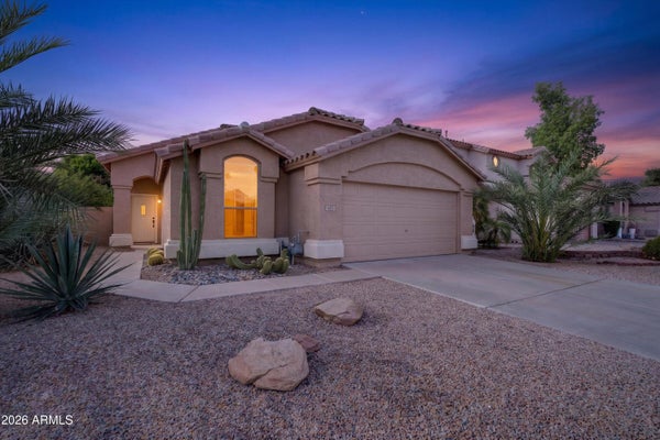 613 E DEVON DR, GILBERT, AZ 85296 - Image ef0efb0f20bc3a9f33f91cd037be03ee/300099655