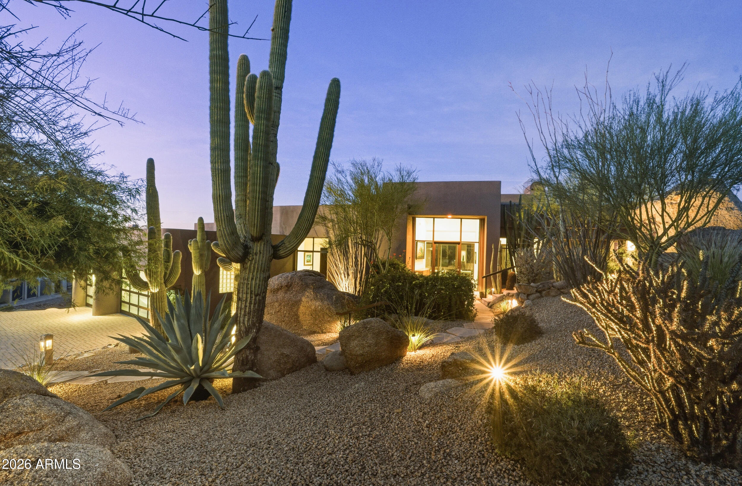 10664 E MONUMENT Drive