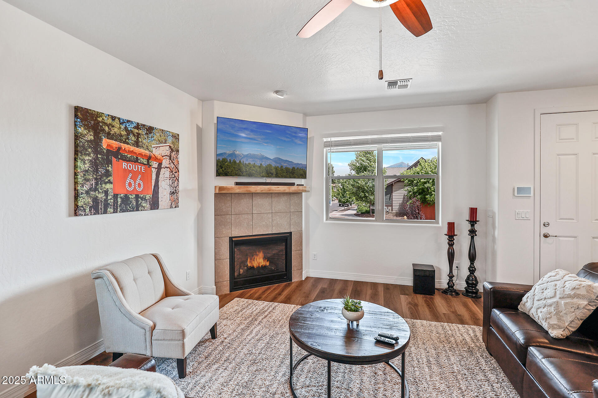 2876 W PRESIDIO Drive