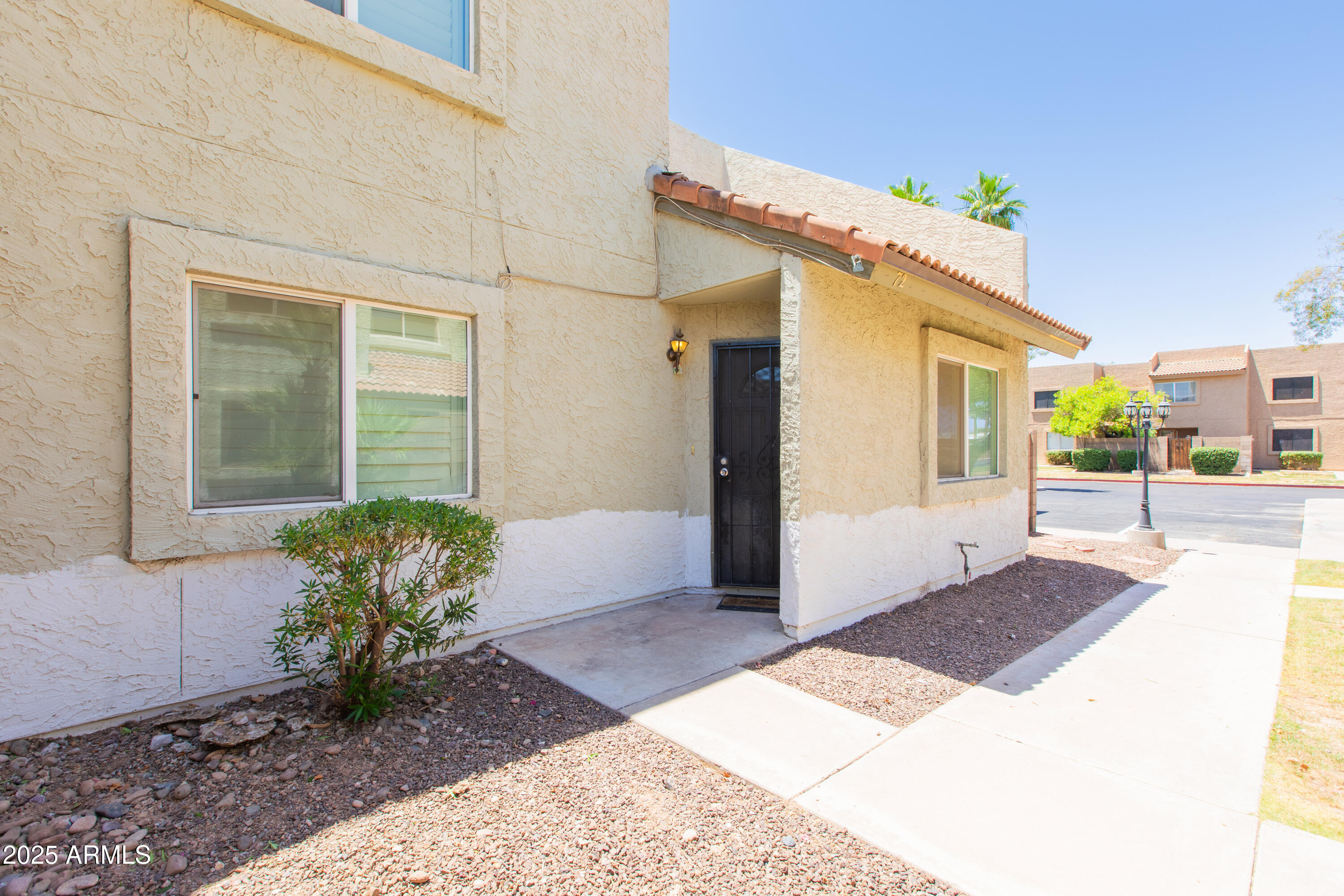 222 W BROWN Road 72
