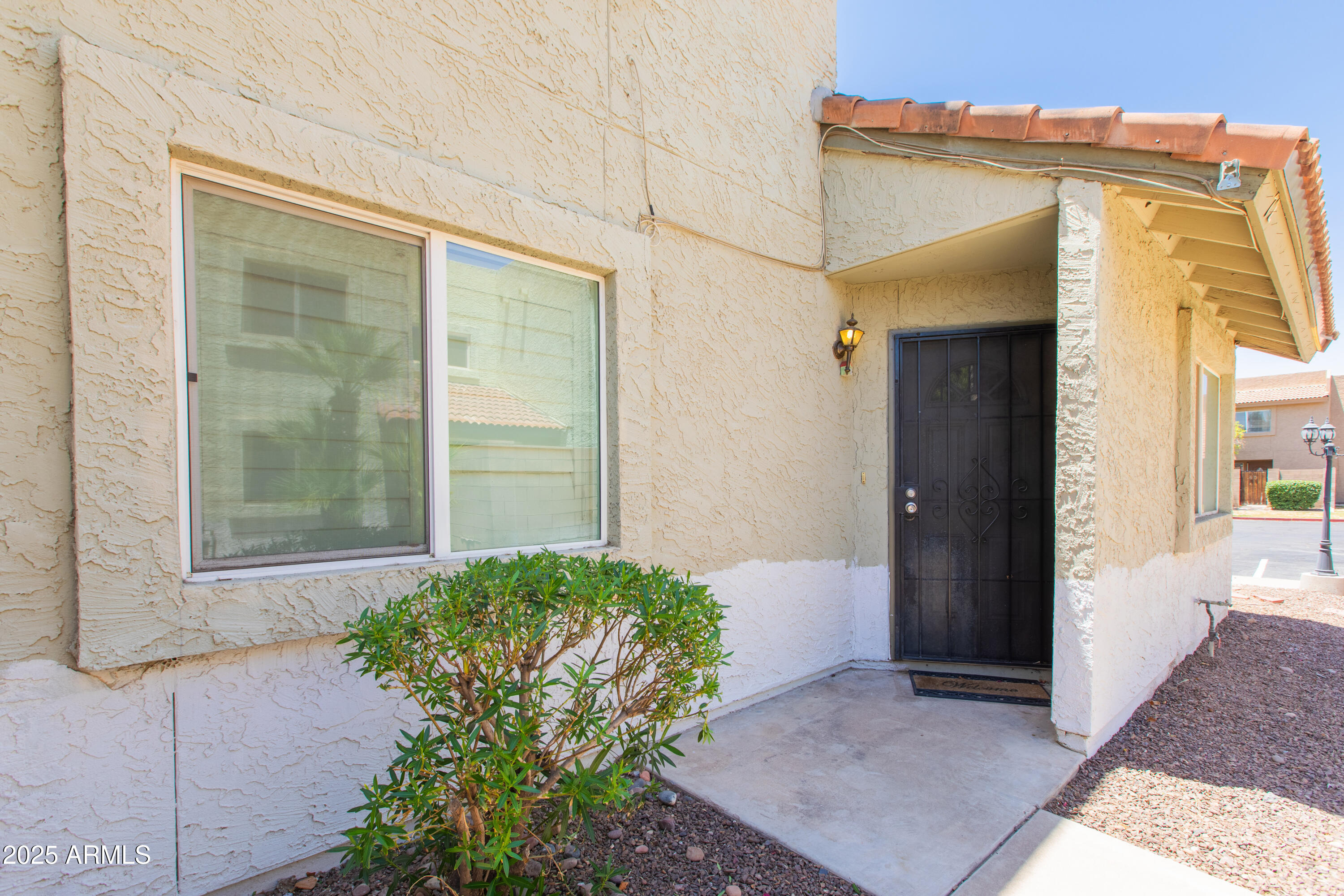 222 W BROWN Road 72