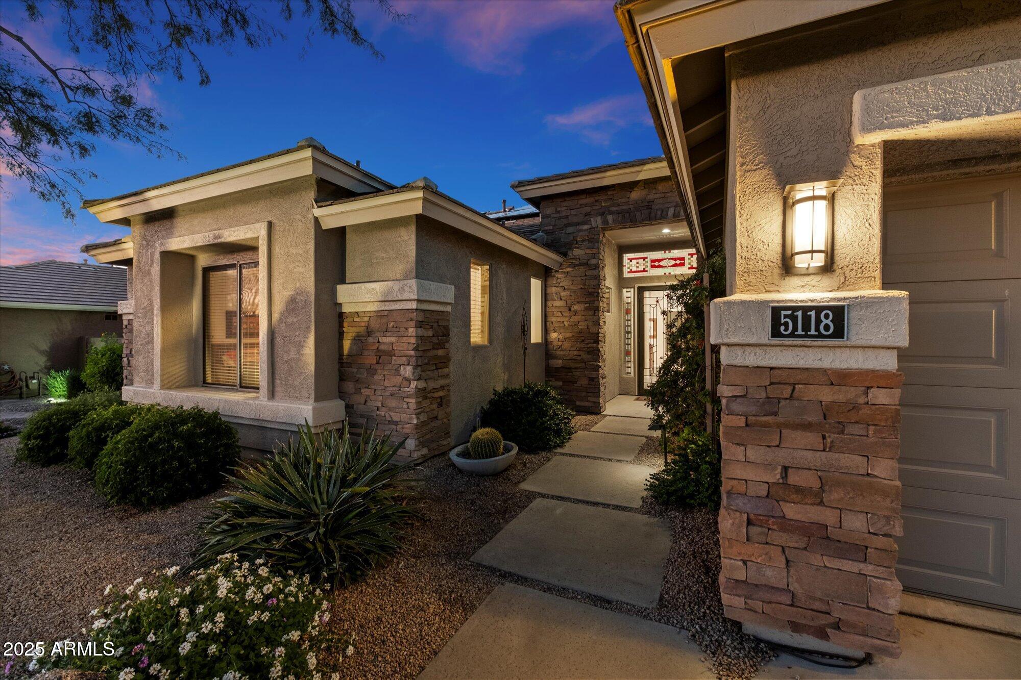 5118 E SIERRA SUNSET Trail