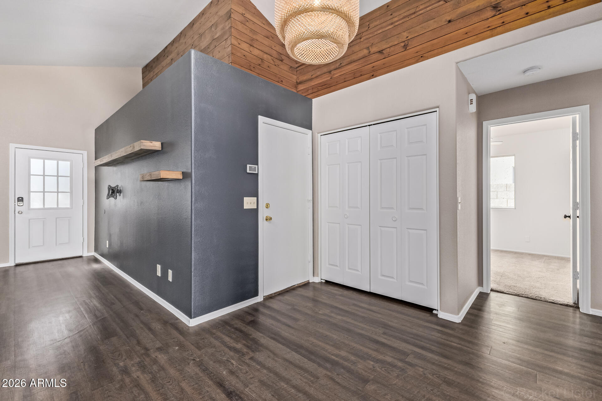 441 S MAPLE Street 86