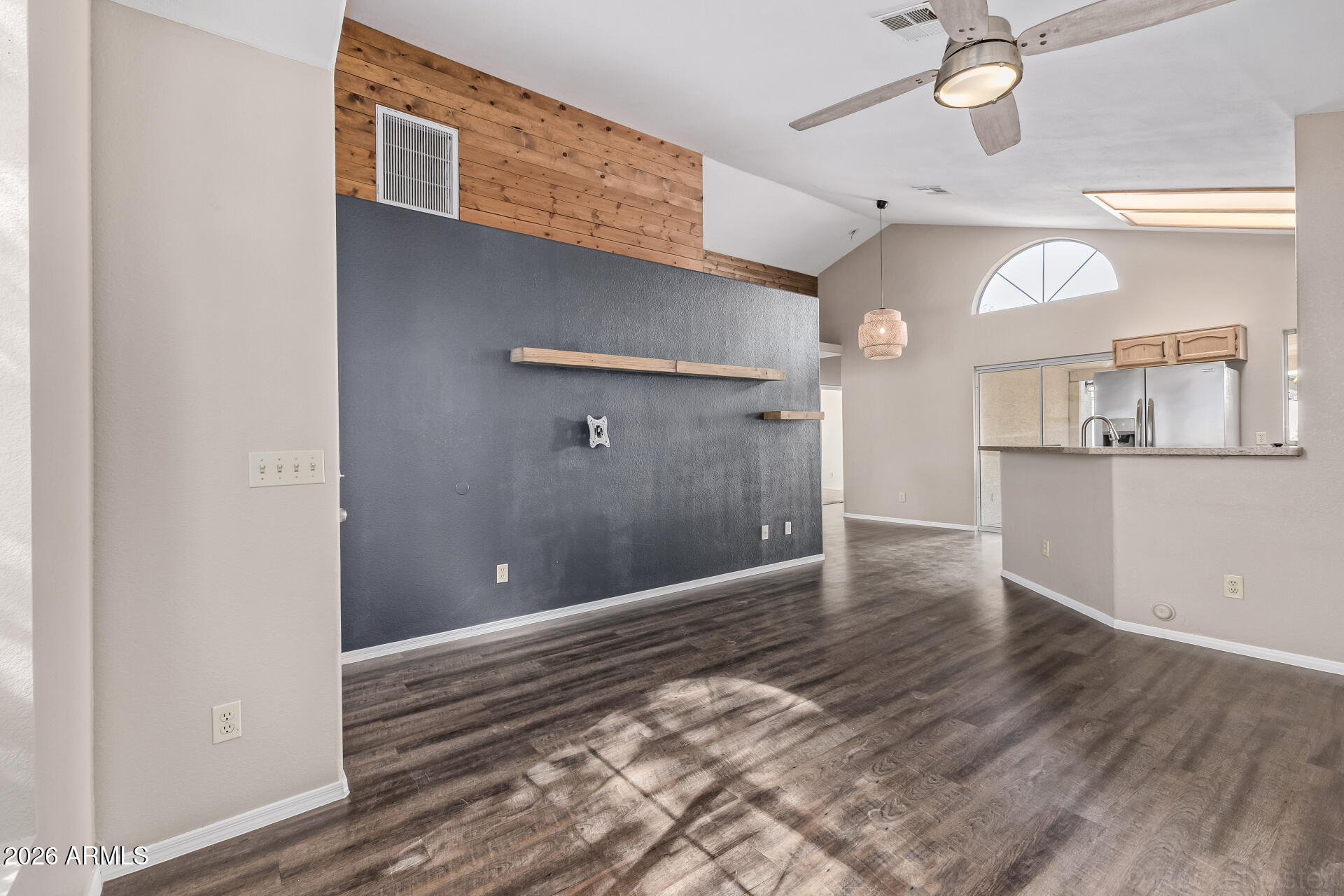 441 S MAPLE Street 86