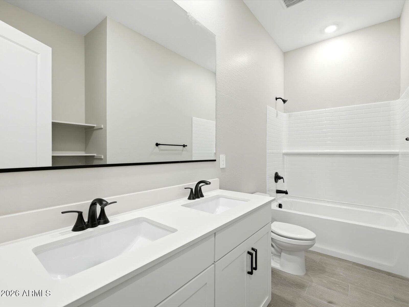 17629 W COLLEGE Drive