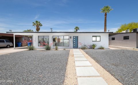 2320 E MULBERRY Drive Phoenix AZ 85016