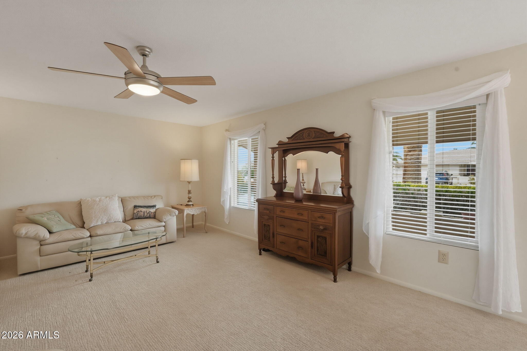 9407 W GLEN OAKS Circle