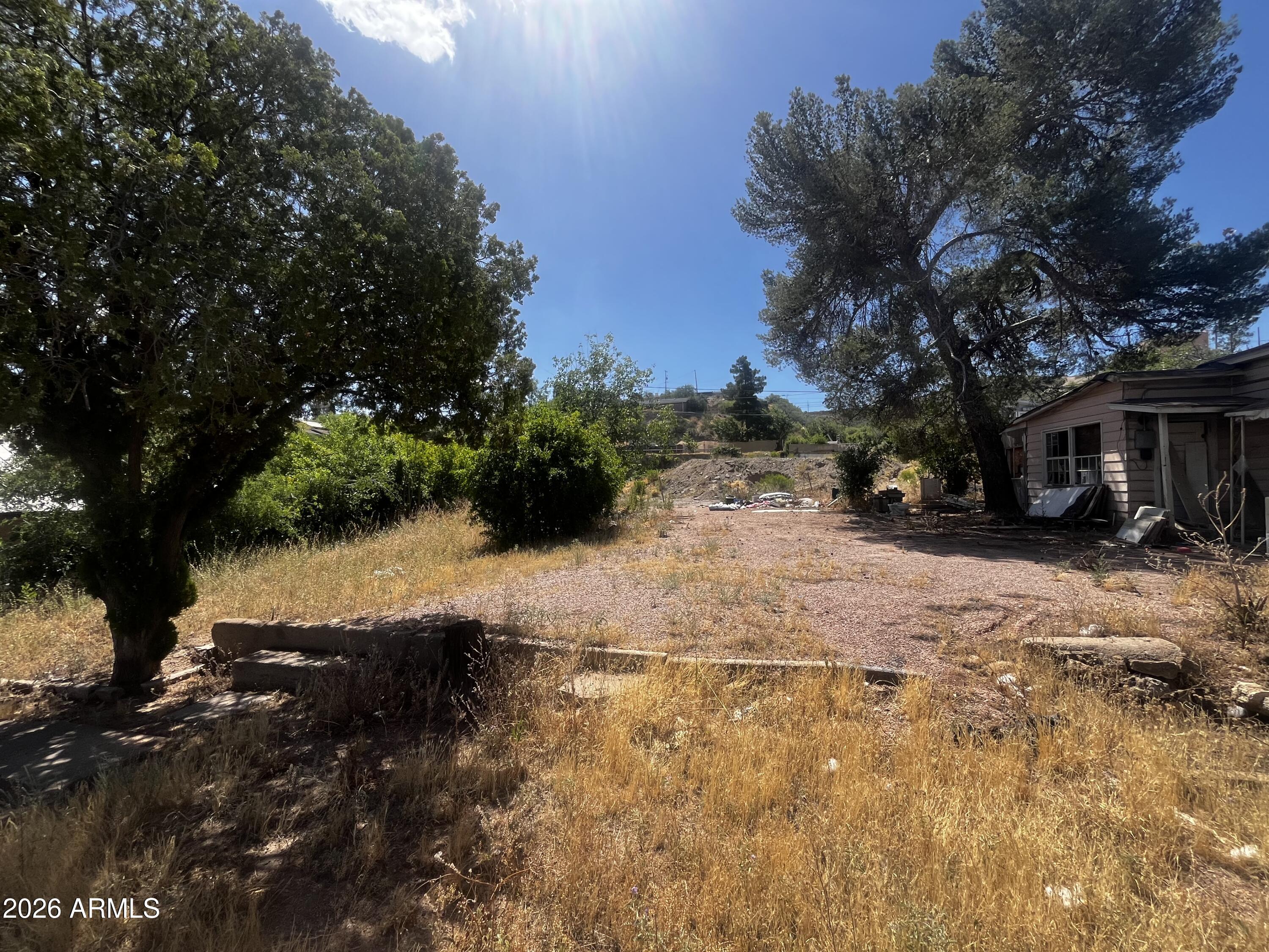 831 MERRITT Street 831