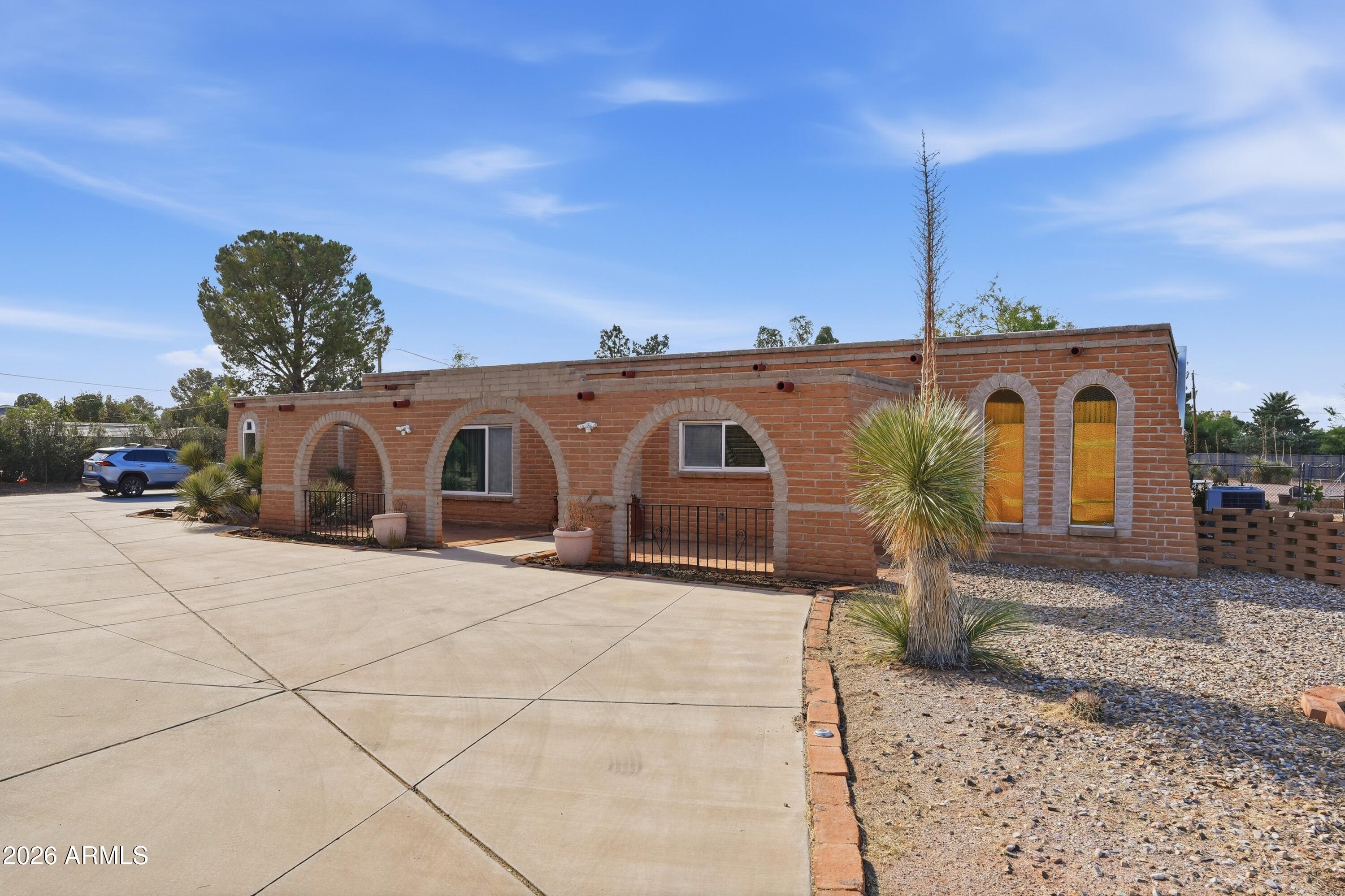 2763 Oriole Drive --