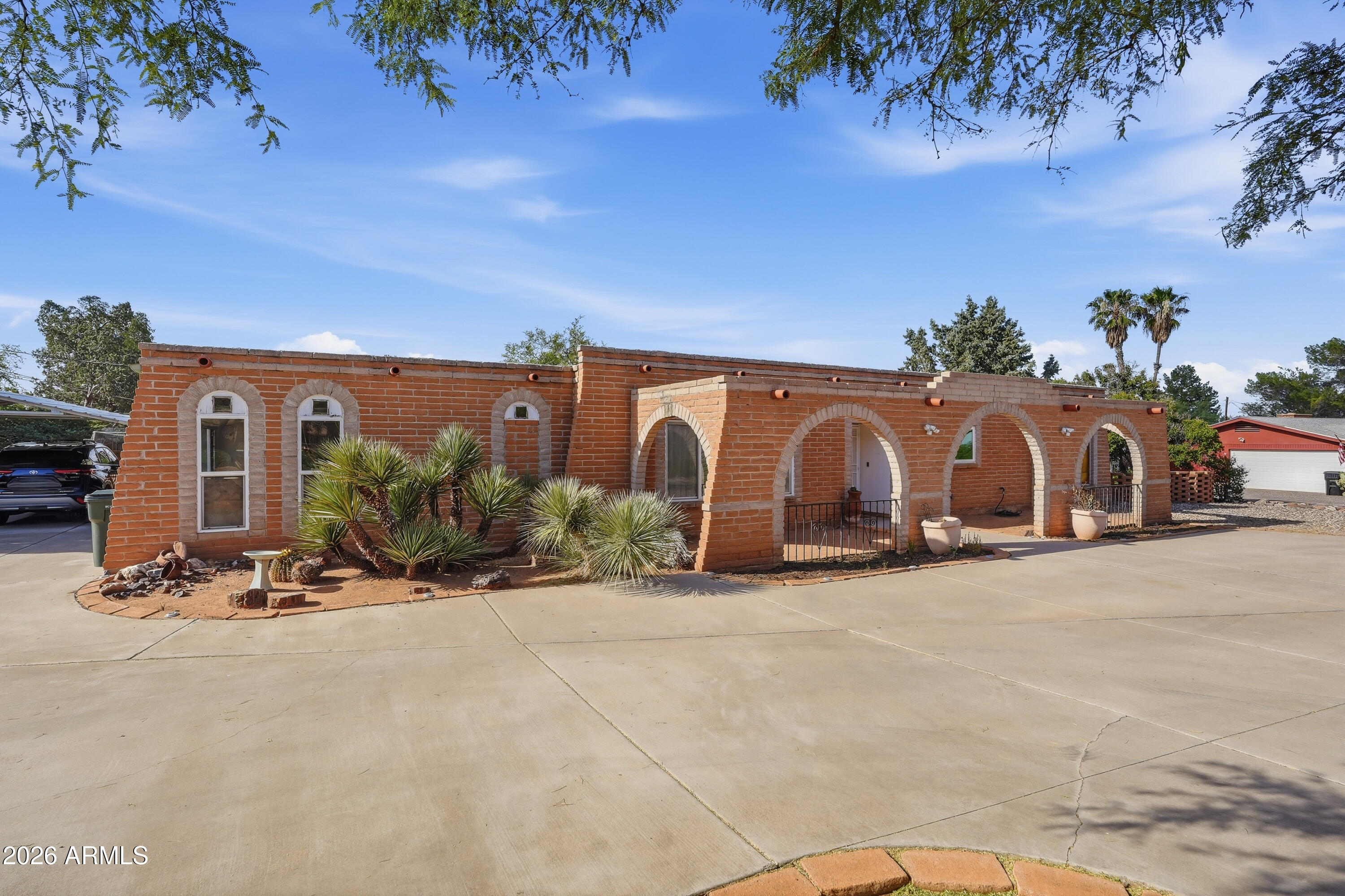 2763 Oriole Drive --