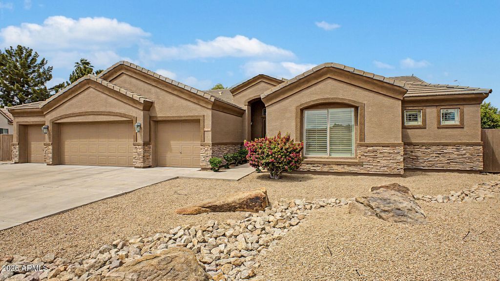 Photo of 4644 W Villa Linda Drive, Glendale, AZ 85310 (MLS # 7014451)