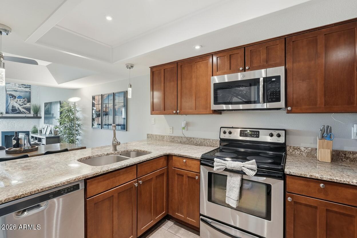 7910 E THOMAS Road 321