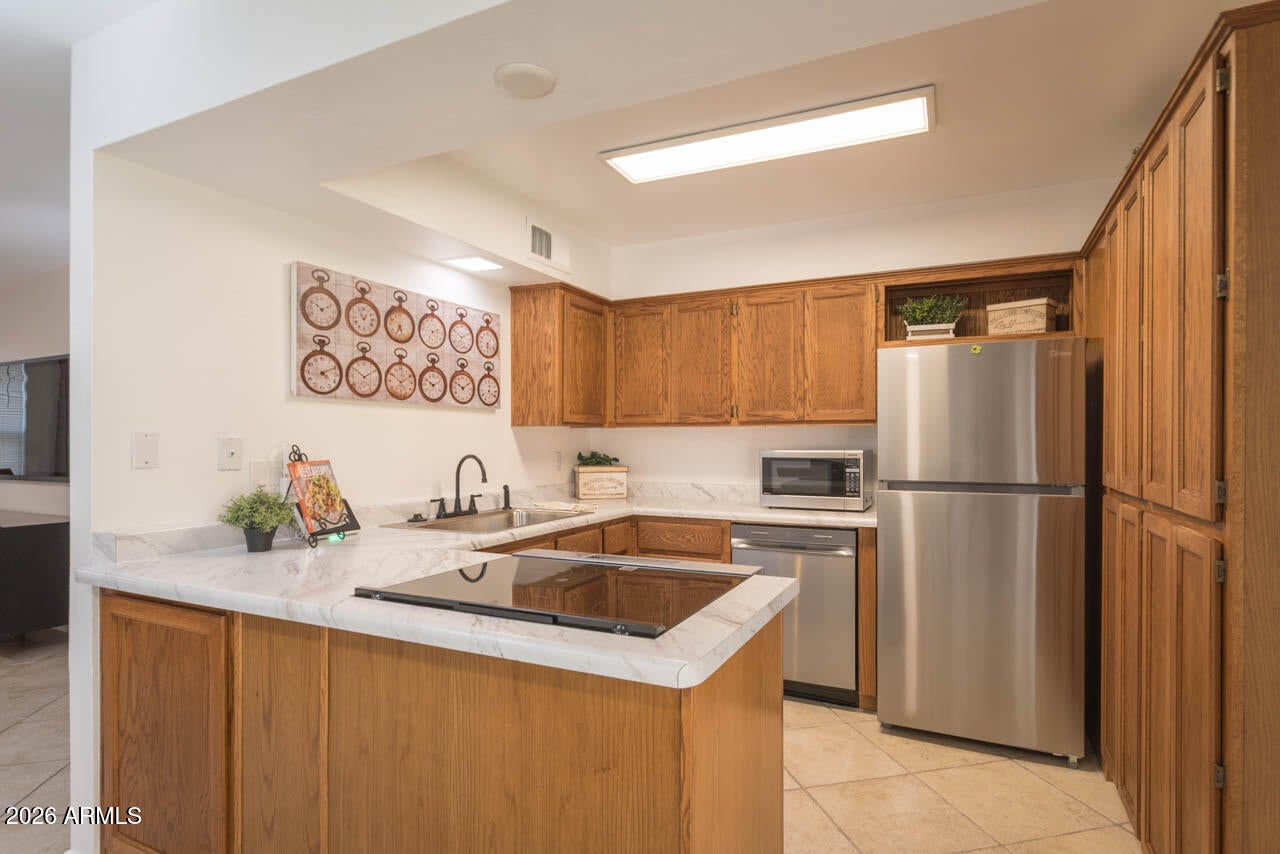 2015 E Southern Avenue 4