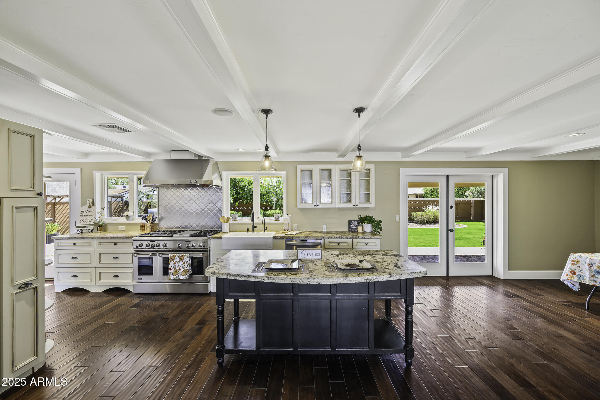 325 E AEPLI Drive