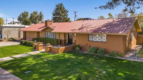 325 E AEPLI Drive Tempe AZ 85282