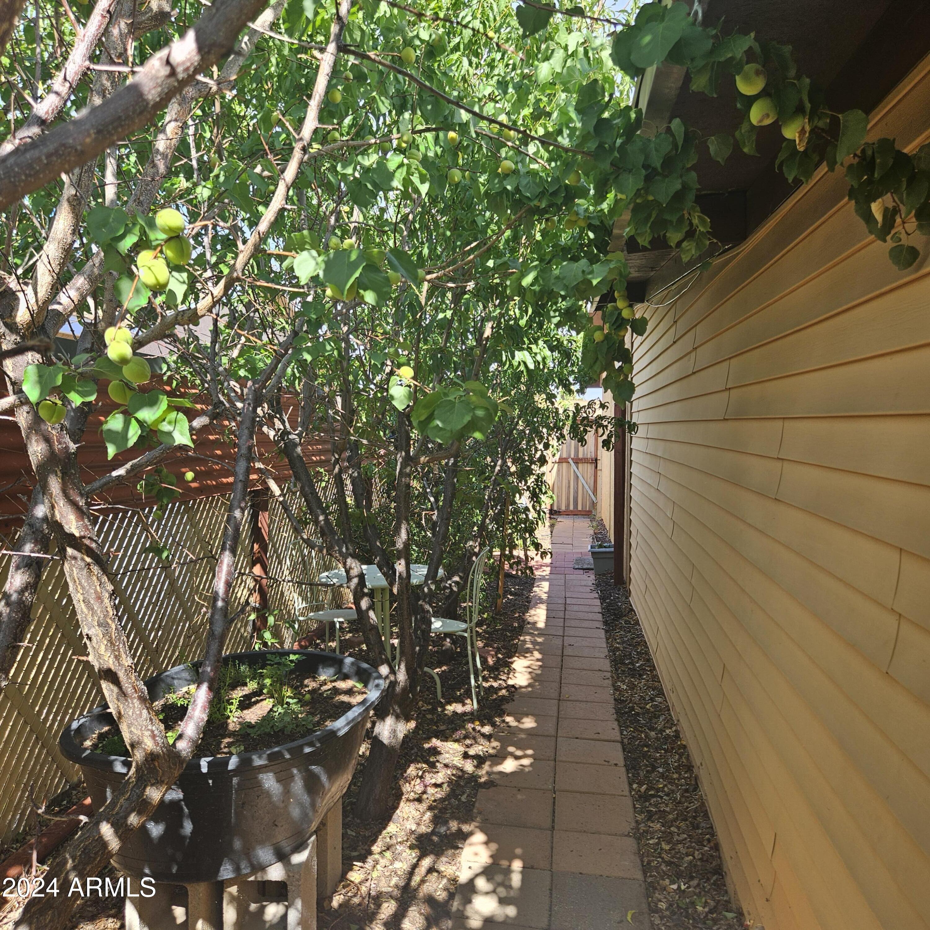 GARDEN CANYON HEIGHTS - Residential