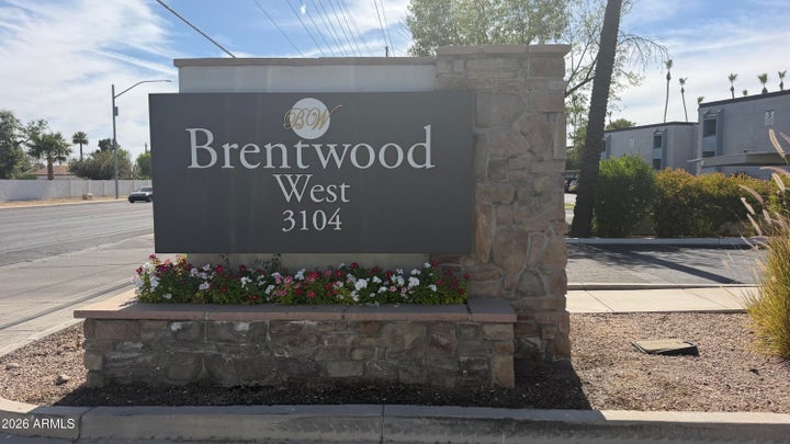 Photo 1 of 31 — 3104 E BROADWAY Road 38, Mesa, AZ 85204