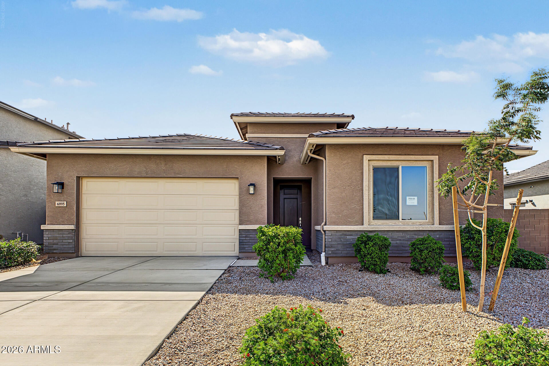6995 E HAYRIDE Lane