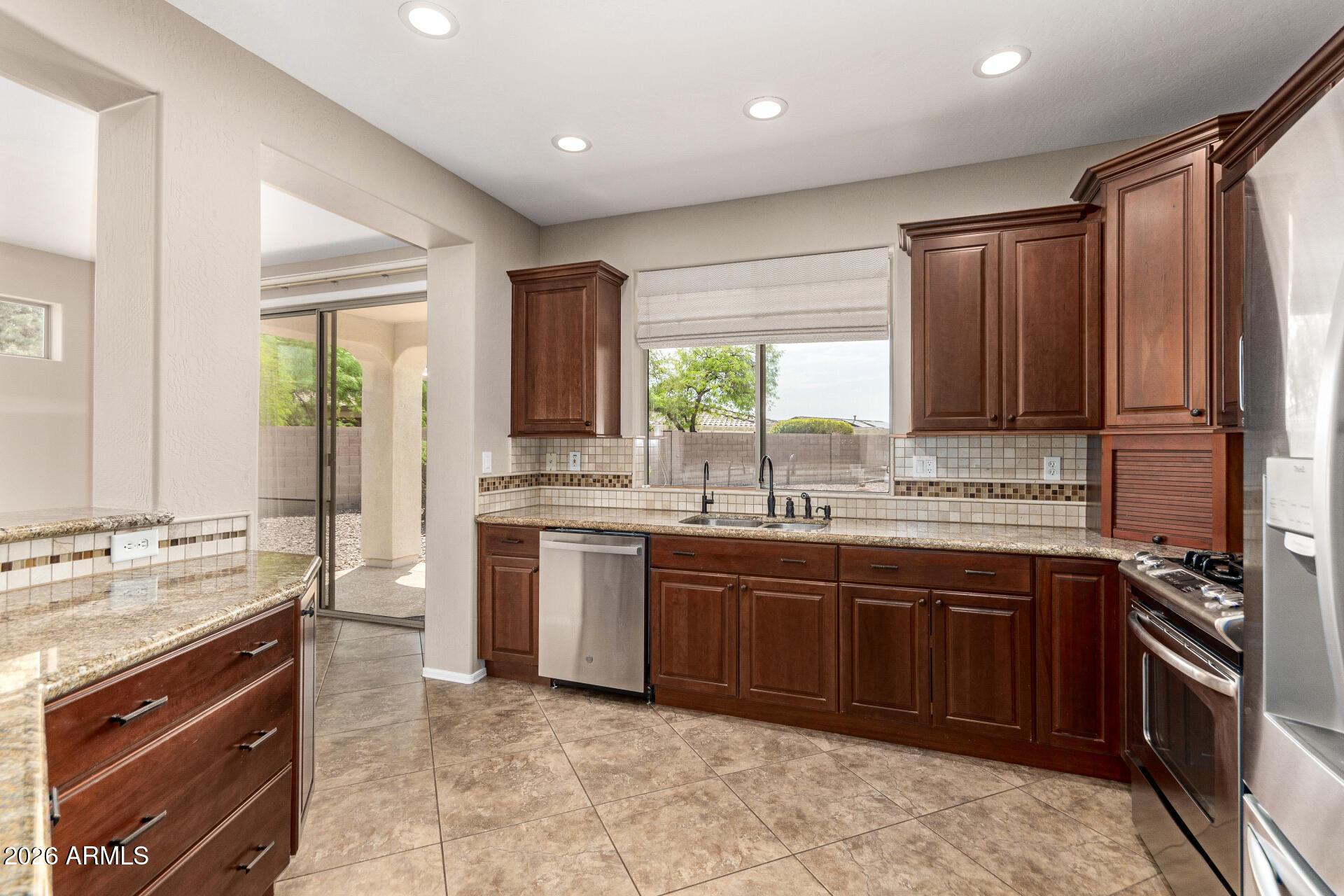 ANTHEM COUNTRY CLUB - Residential