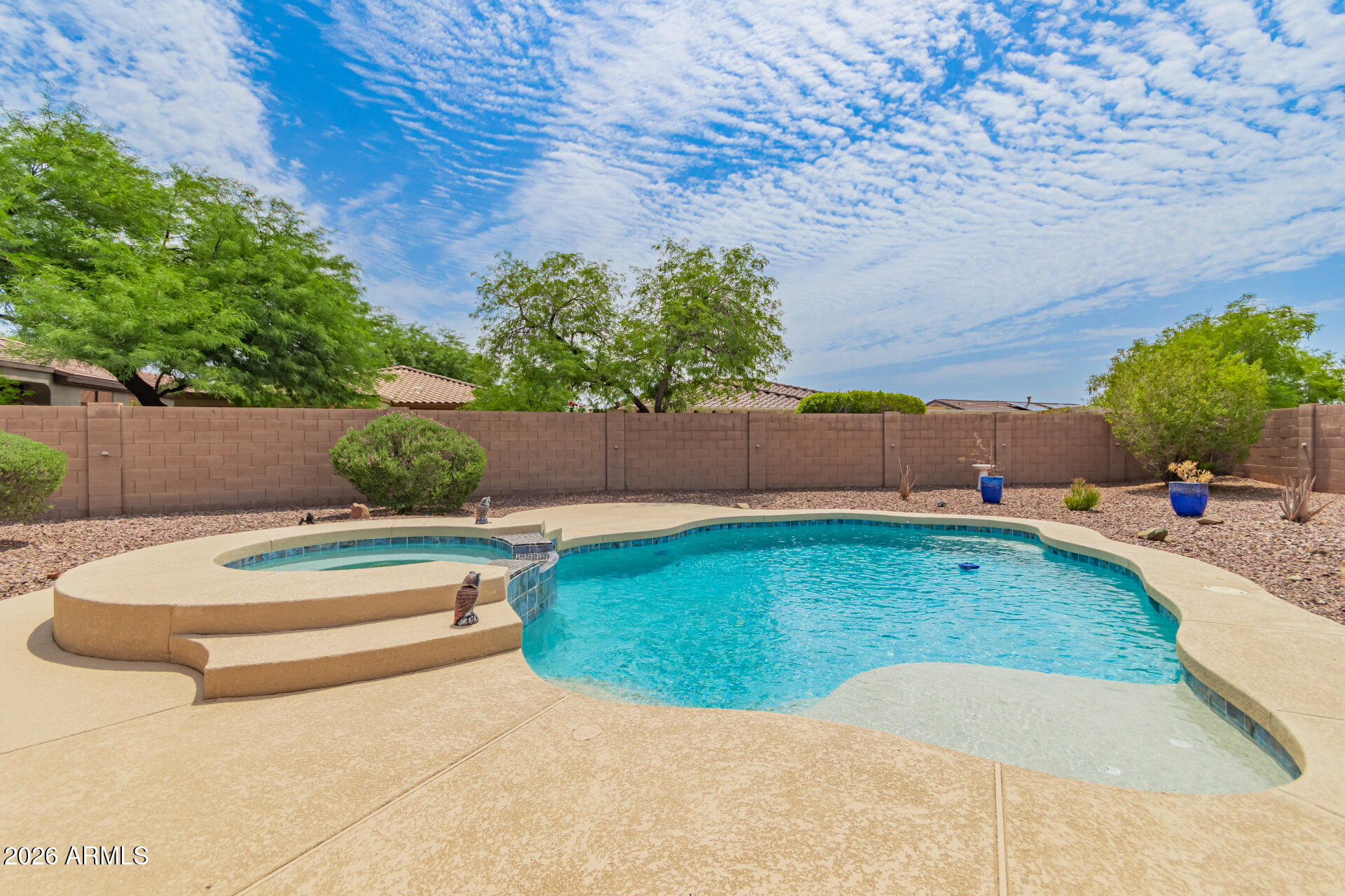 ANTHEM COUNTRY CLUB - Residential