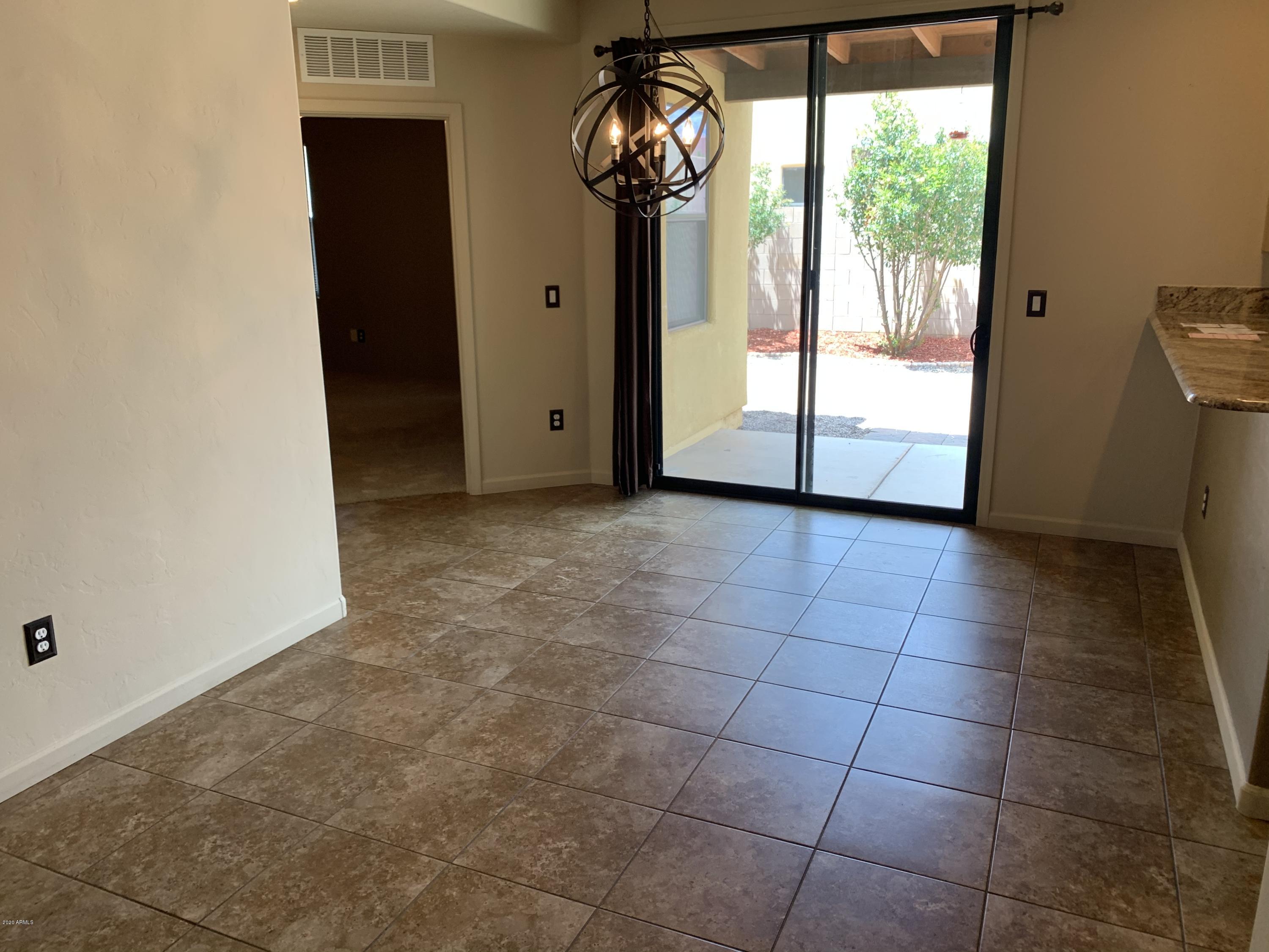 REFLECTIONS AT VALIENTE - Residential Lease